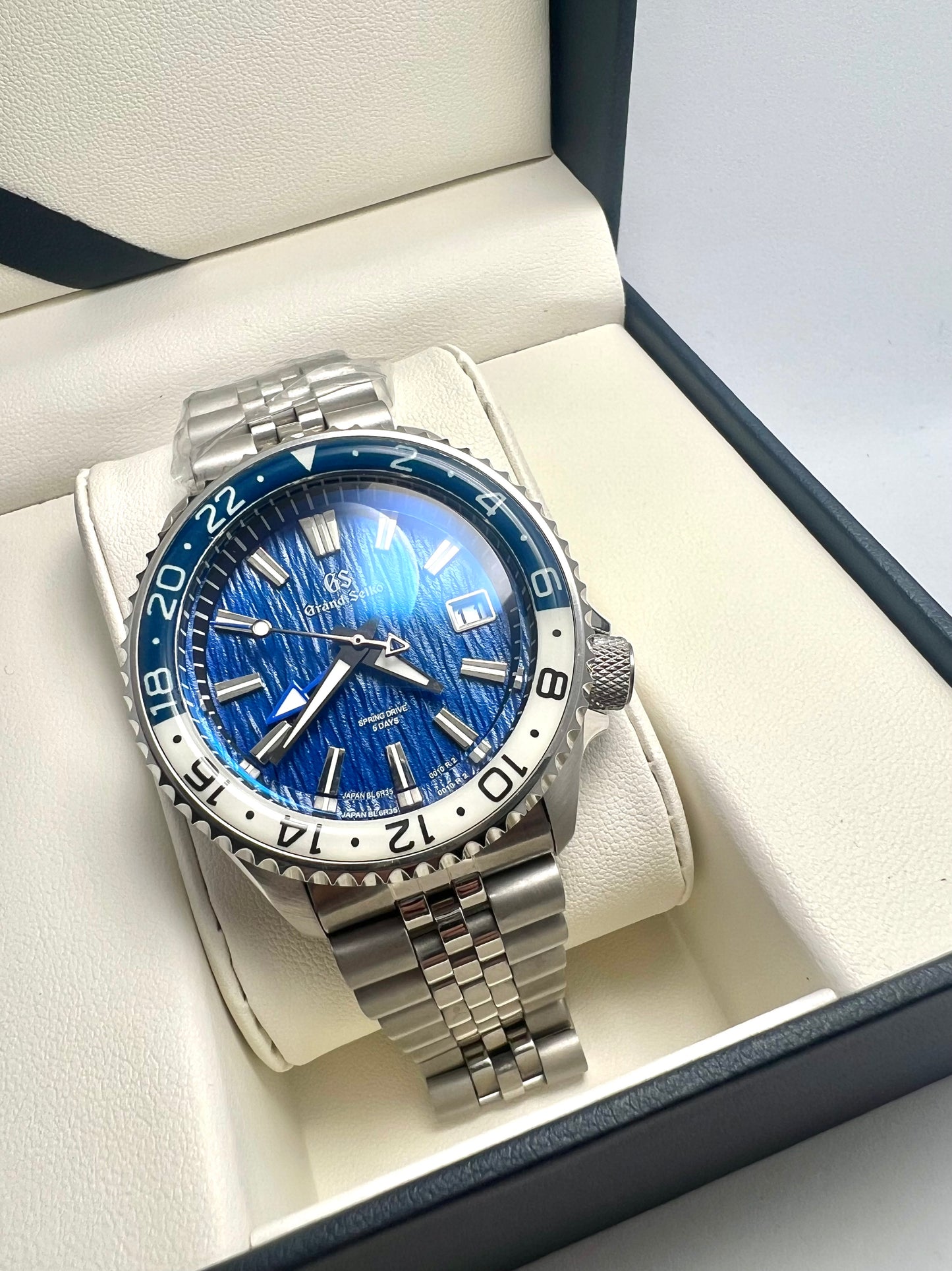 Grand Seiko Custom Mod NH34 (GMT) AllWatchMods