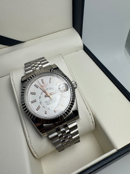 Seiko Sky Dweller 40mm