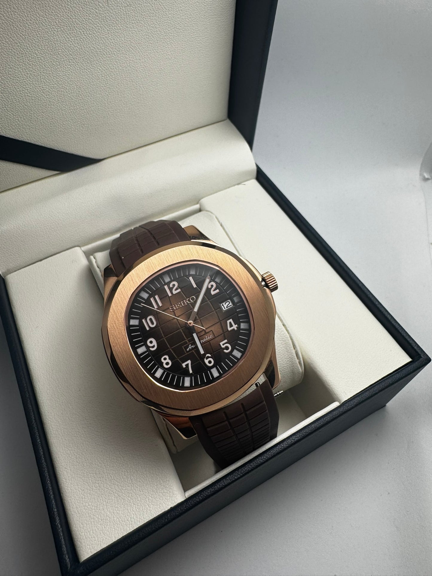 Seiko Aquanaut Rose Gold