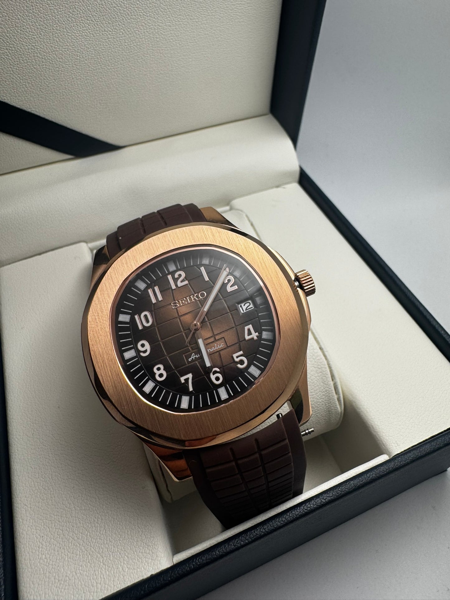 Seiko Aquanaut Rose Gold