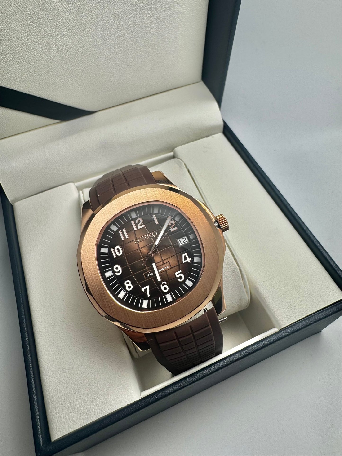 Seiko Aquanaut Rose Gold